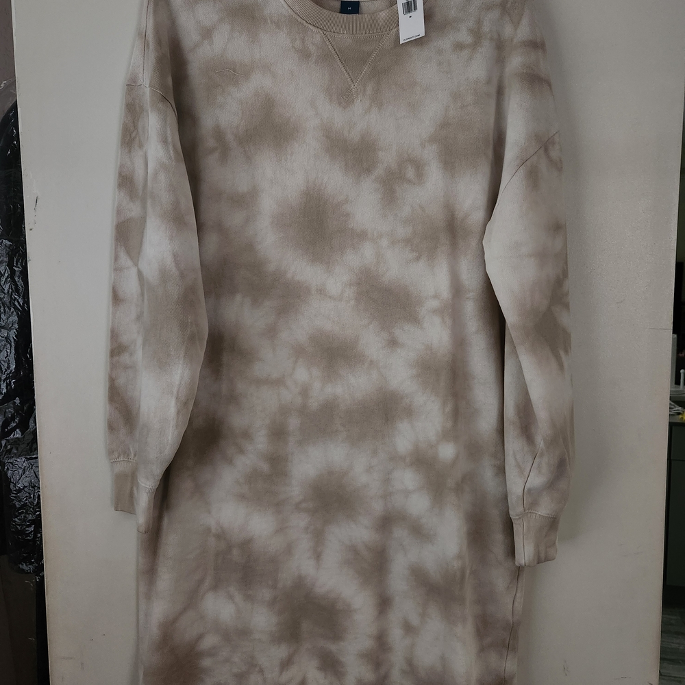 Old Navy Beige Tie-Dye Sweatshirt Dress